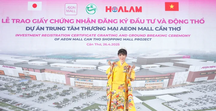 Christy at the AEON MALL Cần Thơ project investment certificate and ground-breaking ceremony