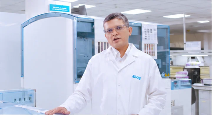 A laboratory scene from Diag corporate video materials