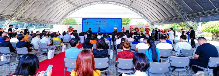 Participants seated for an industry seminar at VIFA EXPO